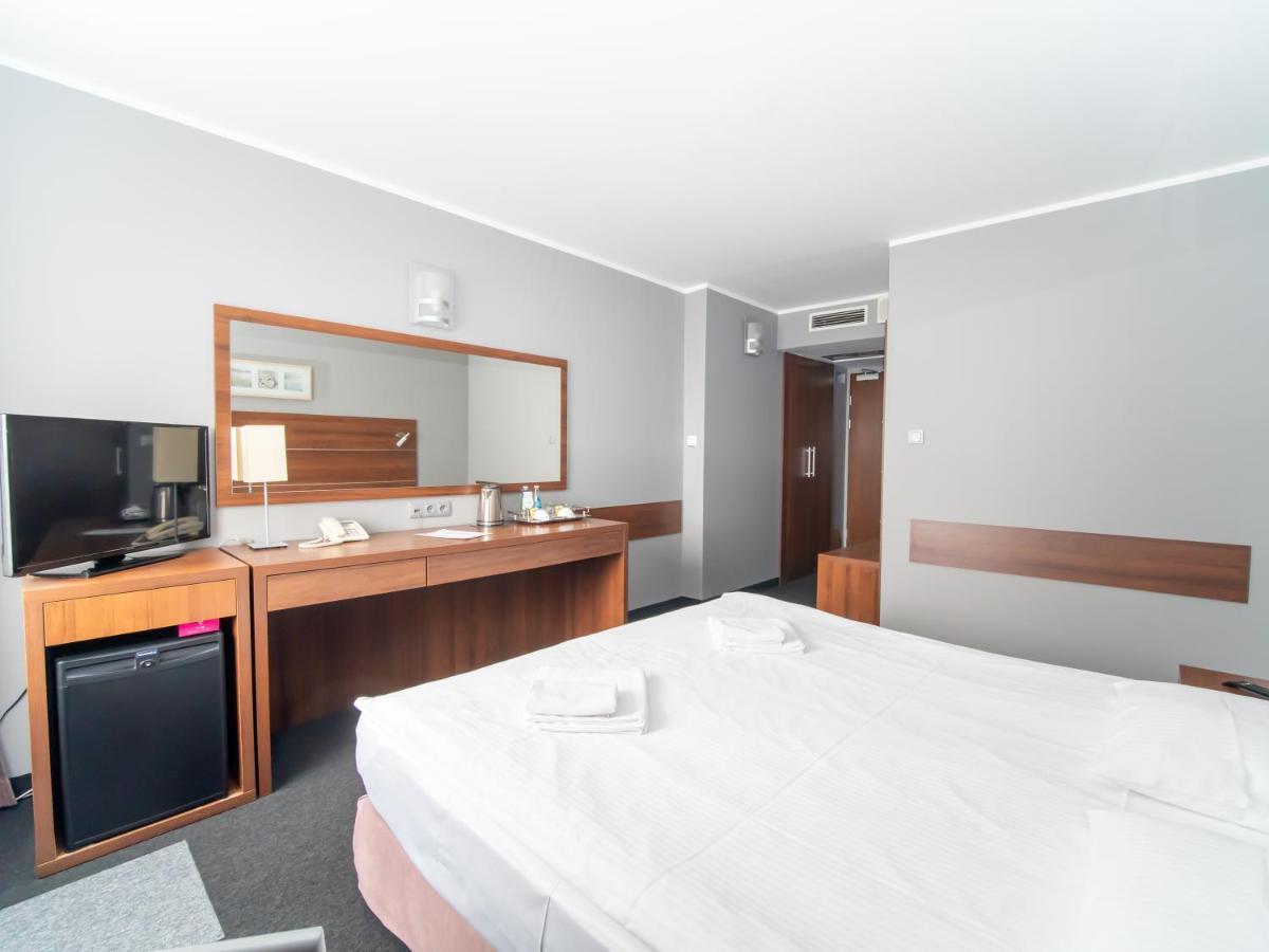 Hotel ตือคือ ภายนอก รูปภาพ